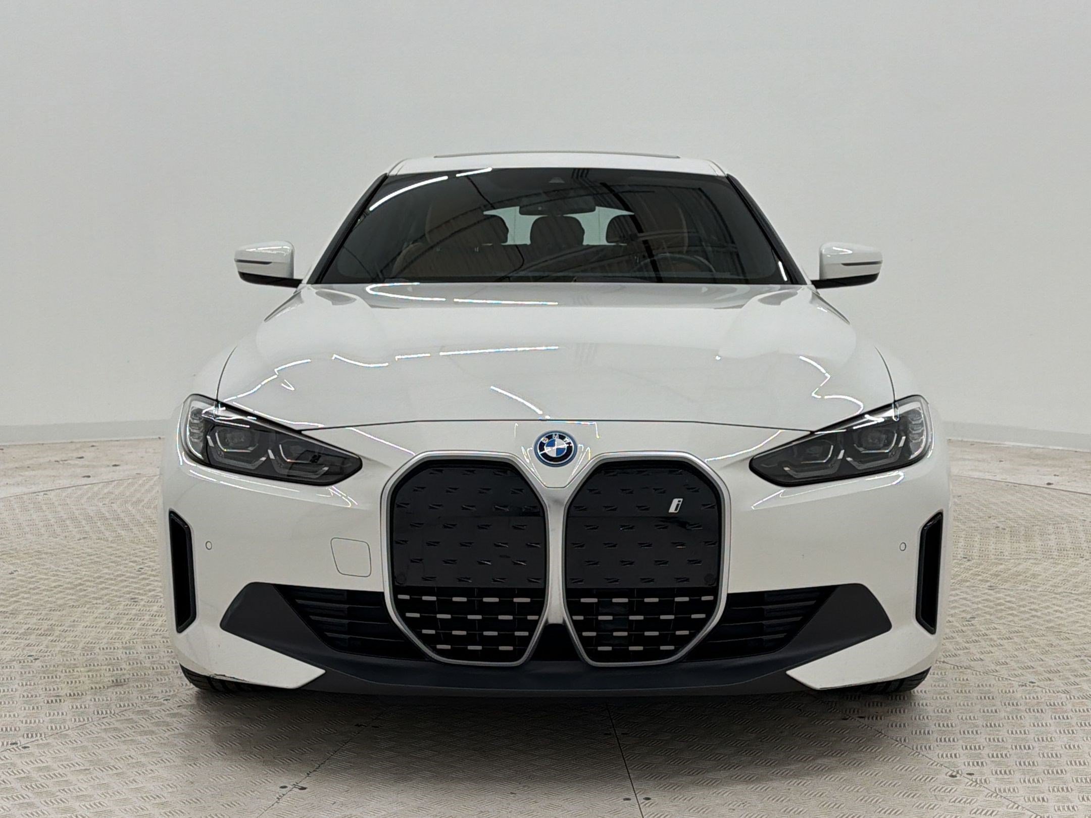 Certified 2023 BMW i4 eDrive35 w/ Premium Package RWD image 6