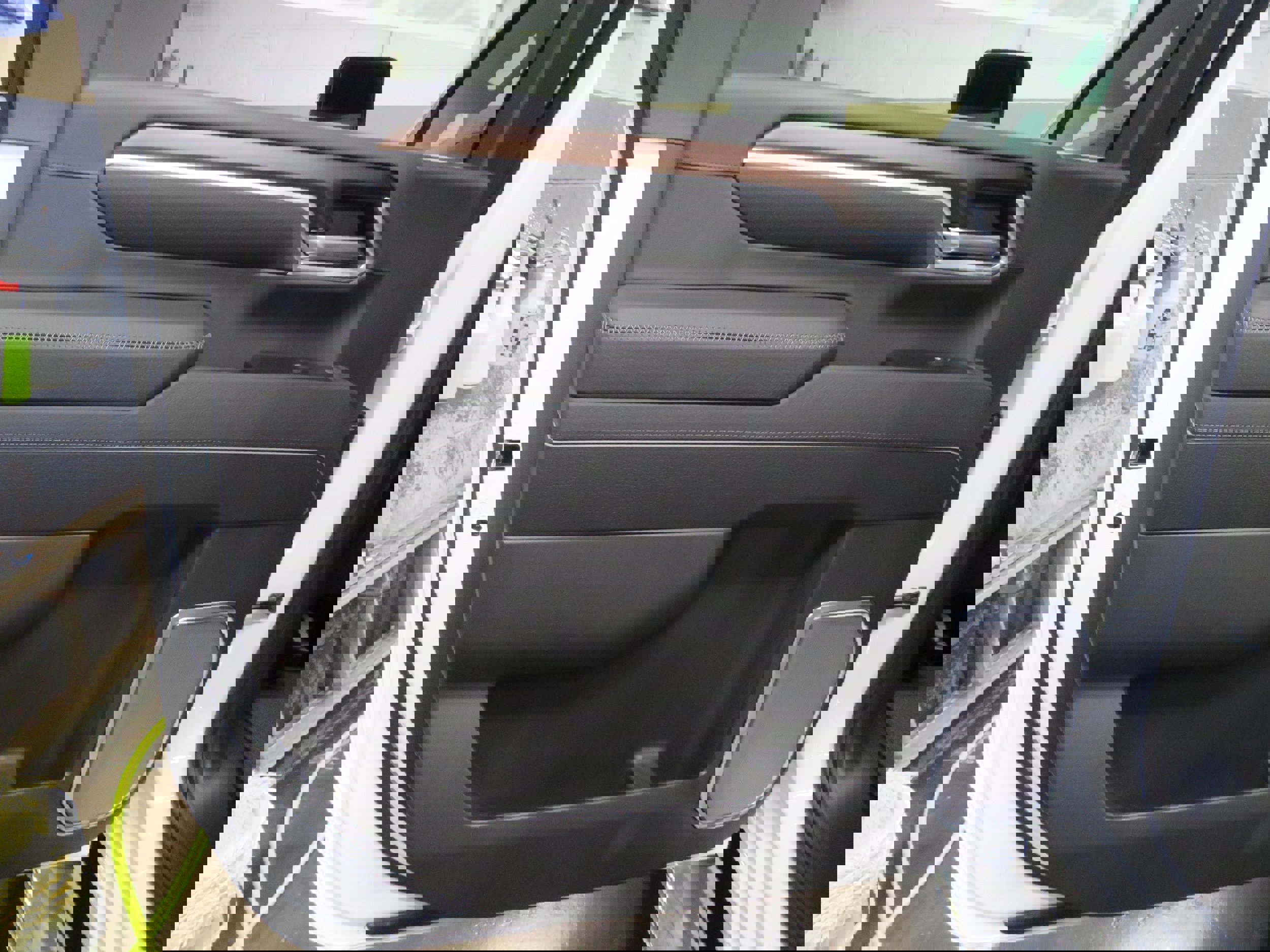 New 2026 GMC Sierra 2500 Denali w/ Denali Reserve Package image 11