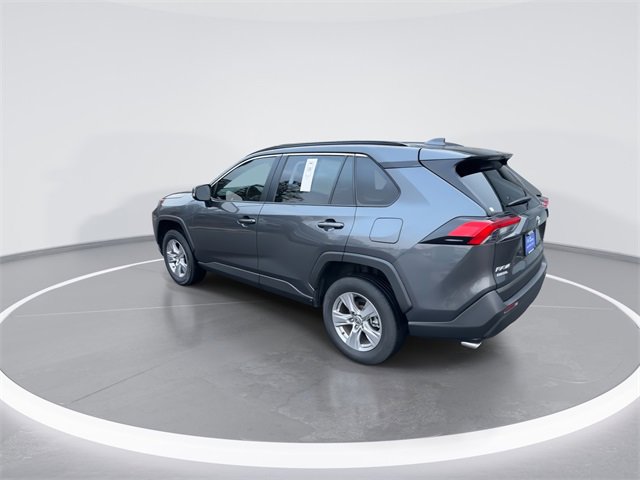 Used 2023 Toyota RAV4 XLE w/ Convenience Package image 5