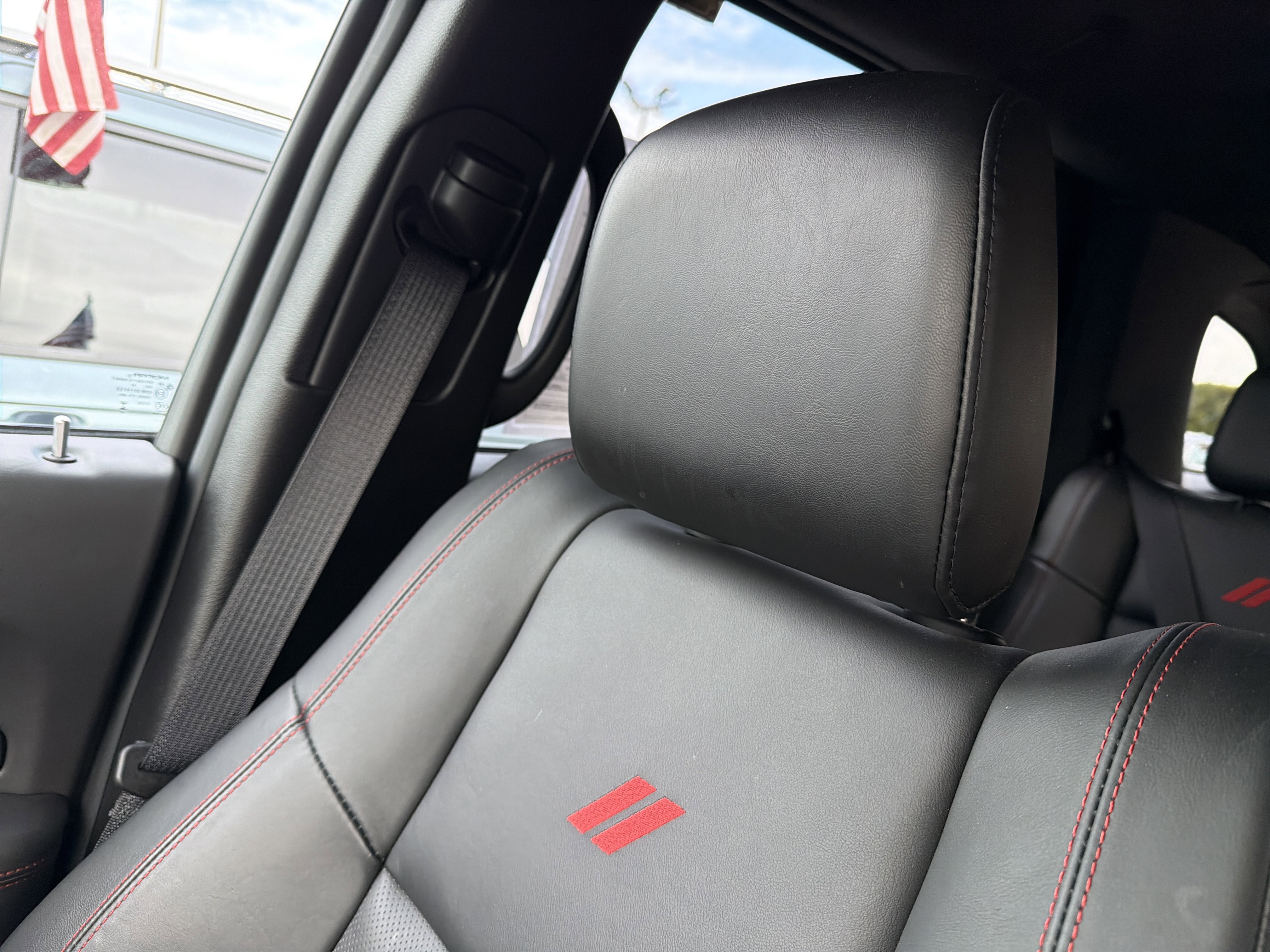 Used 2023 Dodge Durango Citadel image 23