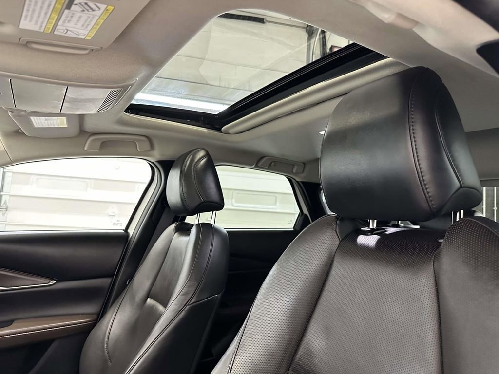 Used 2023 MAZDA CX-30 AWD 2.5 S w/ Premium Package image 17