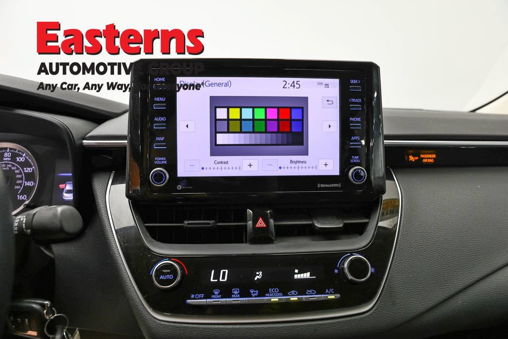 Used 2022 Toyota Corolla LE FWD image 11