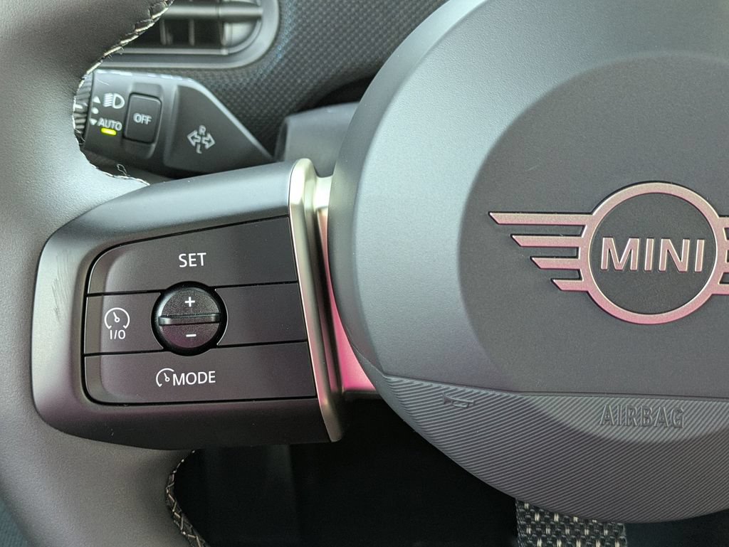 New 2026 MINI Cooper 2-Door Hardtop FWD image 16
