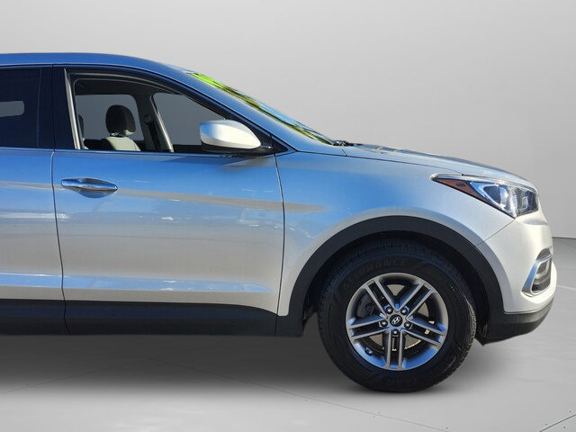 Used 2018 Hyundai Santa Fe Sport image 9