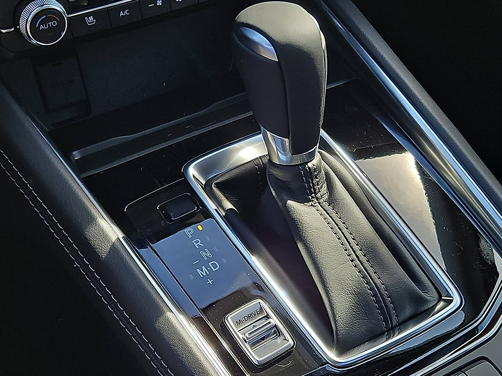 New 2025 MAZDA CX-5 AWD 2.5 S w/ Premium Plus Pkg image 13