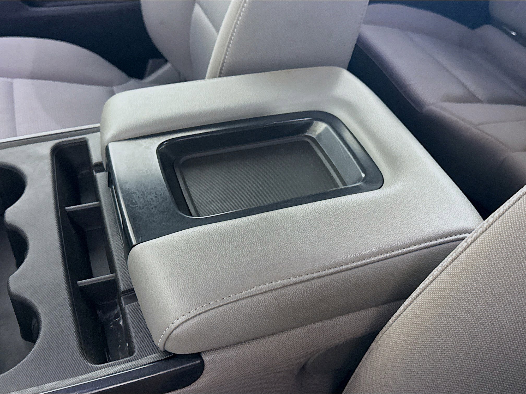 Used 2019 Chevrolet Silverado 1500 Custom w/ Custom Convenience Package image 17