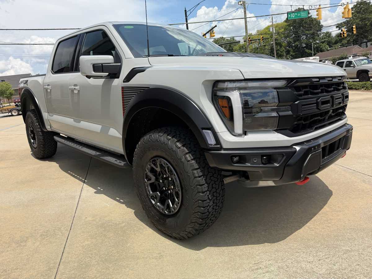 Used 2026 Ford F150 Raptor w/ Equipment Group 803A Raptor R AWD/4WD image 4