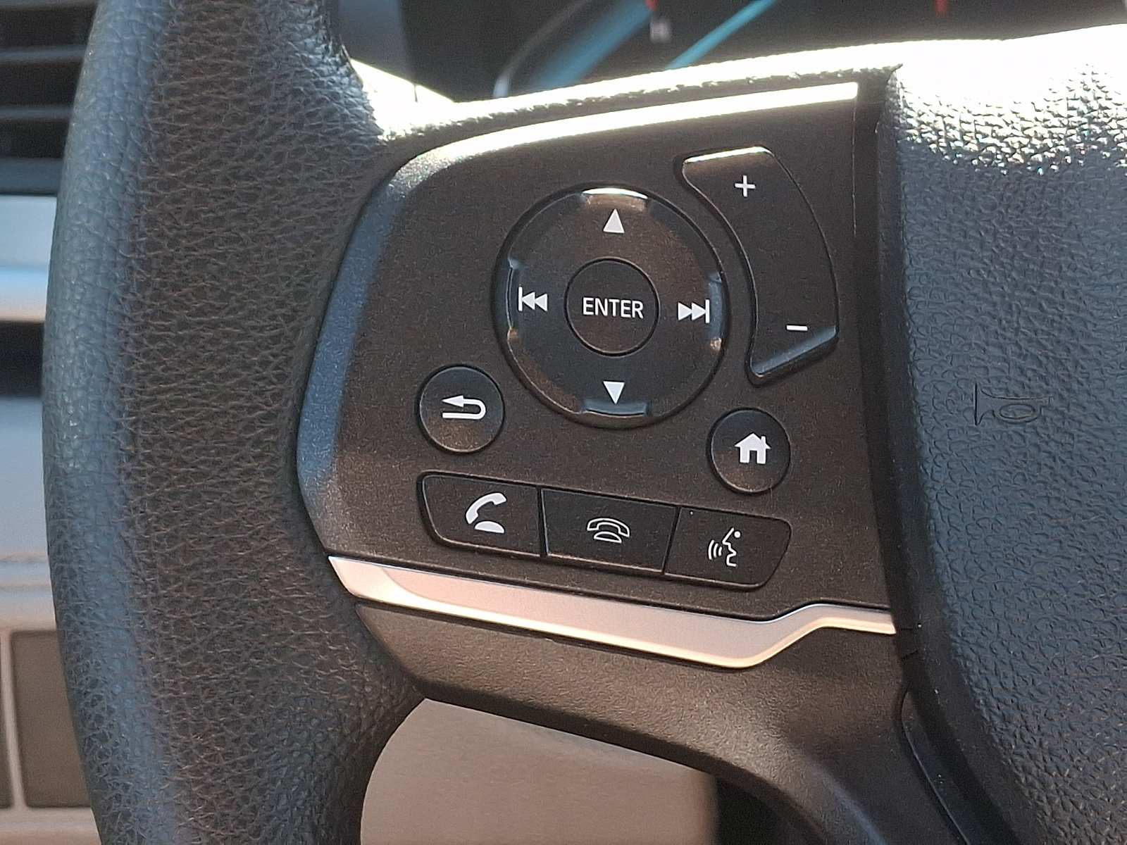 Used 2024 Honda Odyssey EX image 23