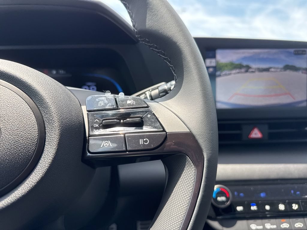 New 2026 Hyundai Elantra Sport FWD image 16