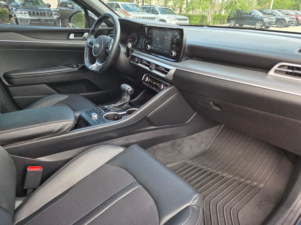 Used 2021 Kia K5 GT-Line w/ GT-Line FWD Premium Package image 9