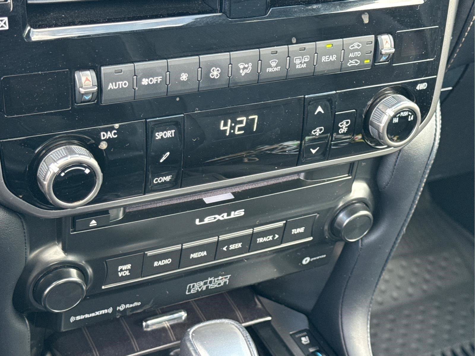 Used 2022 Lexus GX 460 Luxury w/ Sport Design Package AWD/4WD image 26