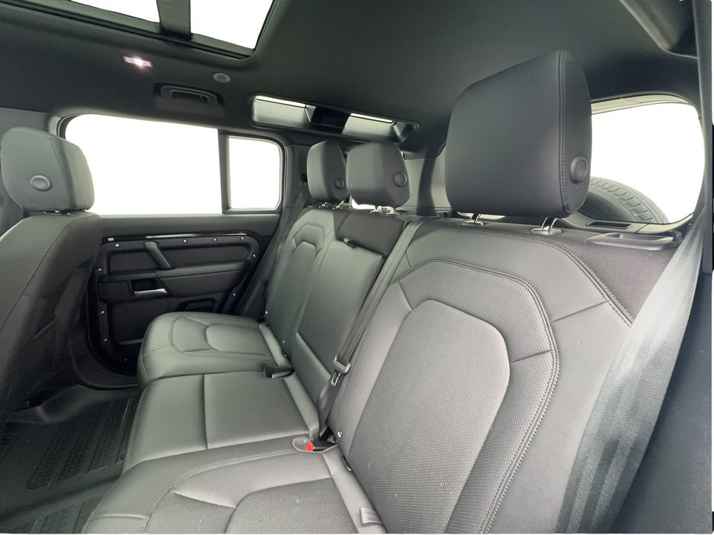 Used 2025 Land Rover Defender 110 S AWD/4WD image 24