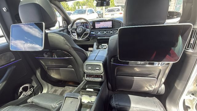 Certified 2024 Mercedes-Benz Maybach GLS 600 4MATIC image 28