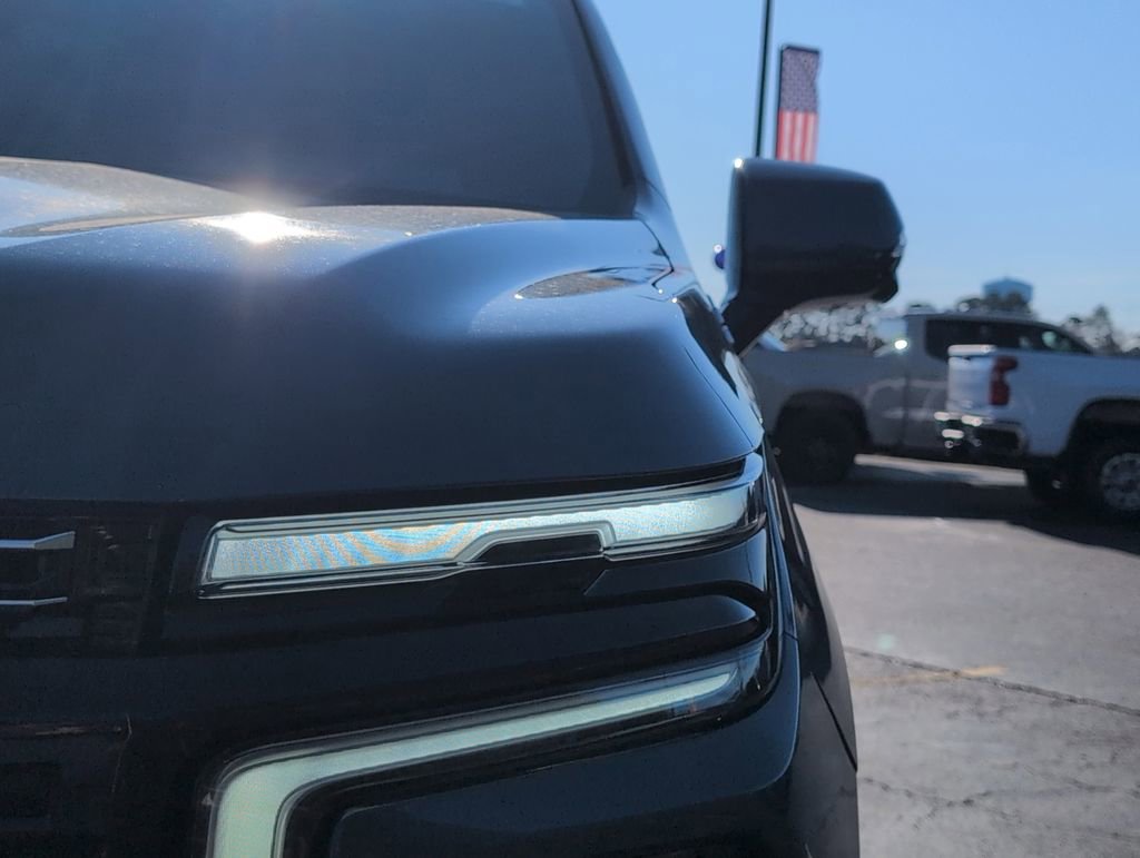 New 2026 Chevrolet Suburban High Country image 13