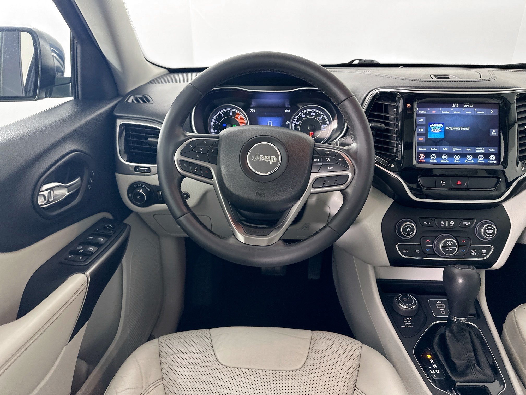 Used 2020 Jeep Cherokee Limited AWD/4WD image 28