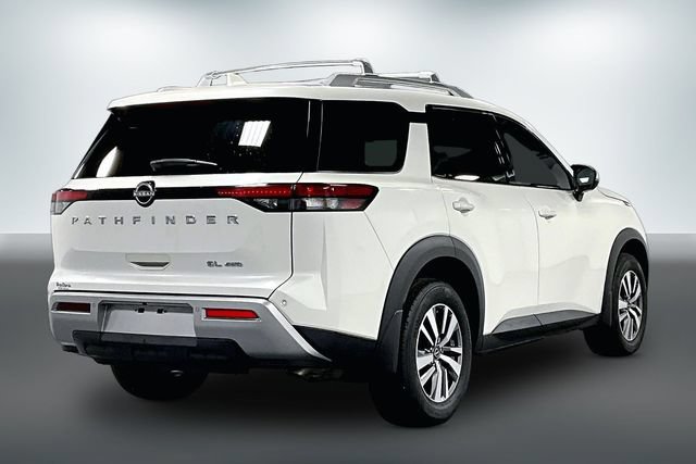 Used 2023 Nissan Pathfinder SL AWD/4WD image 7