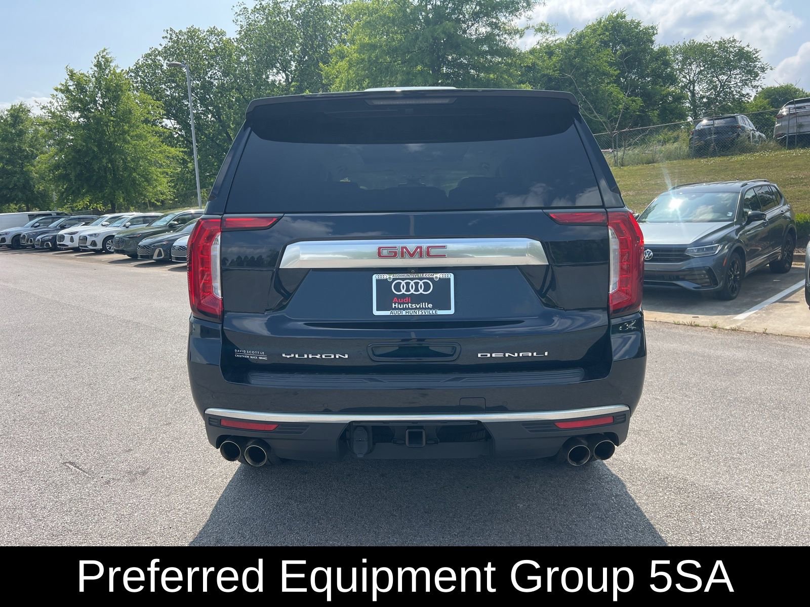 Used 2021 GMC Yukon Denali w/ LPO, Illumination Package RWD image 4