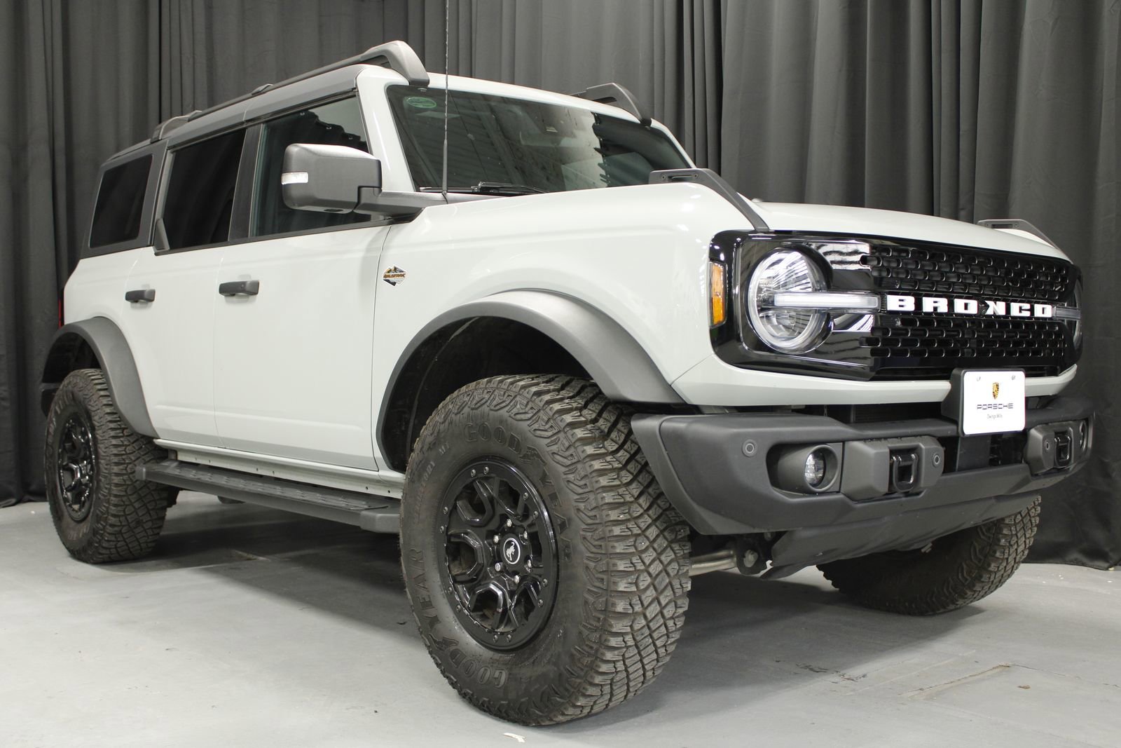 Used 2023 Ford Bronco Wildtrak image 10