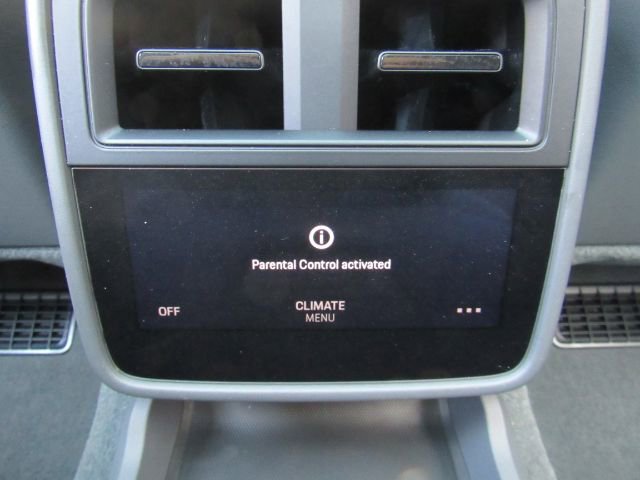 Used 2022 Porsche Taycan 4S image 28