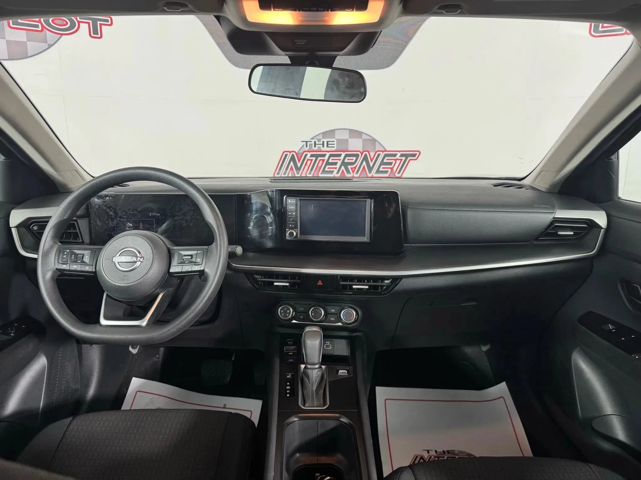 Used 2025 Nissan Kicks S AWD/4WD image 11