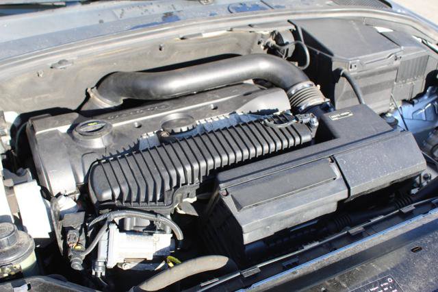 Used 2016 Volvo XC70 T5 Premier w/ Proximity Package image 35