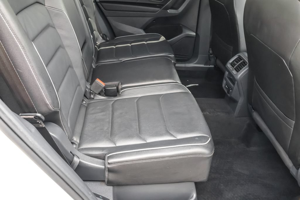 Used 2021 Volkswagen Tiguan SEL Premium R-Line AWD/4WD image 36