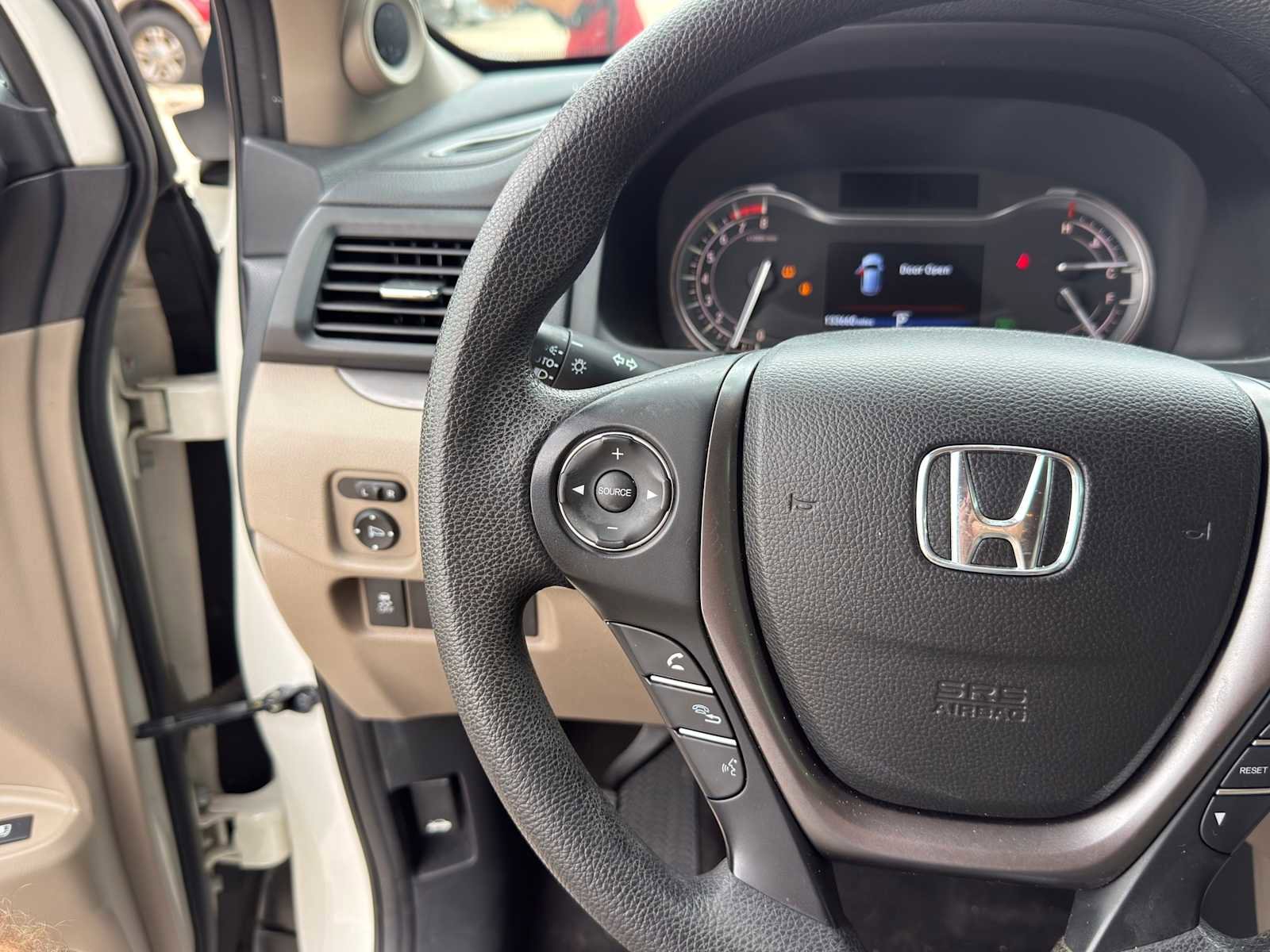 Used 2016 Honda Pilot LX image 15