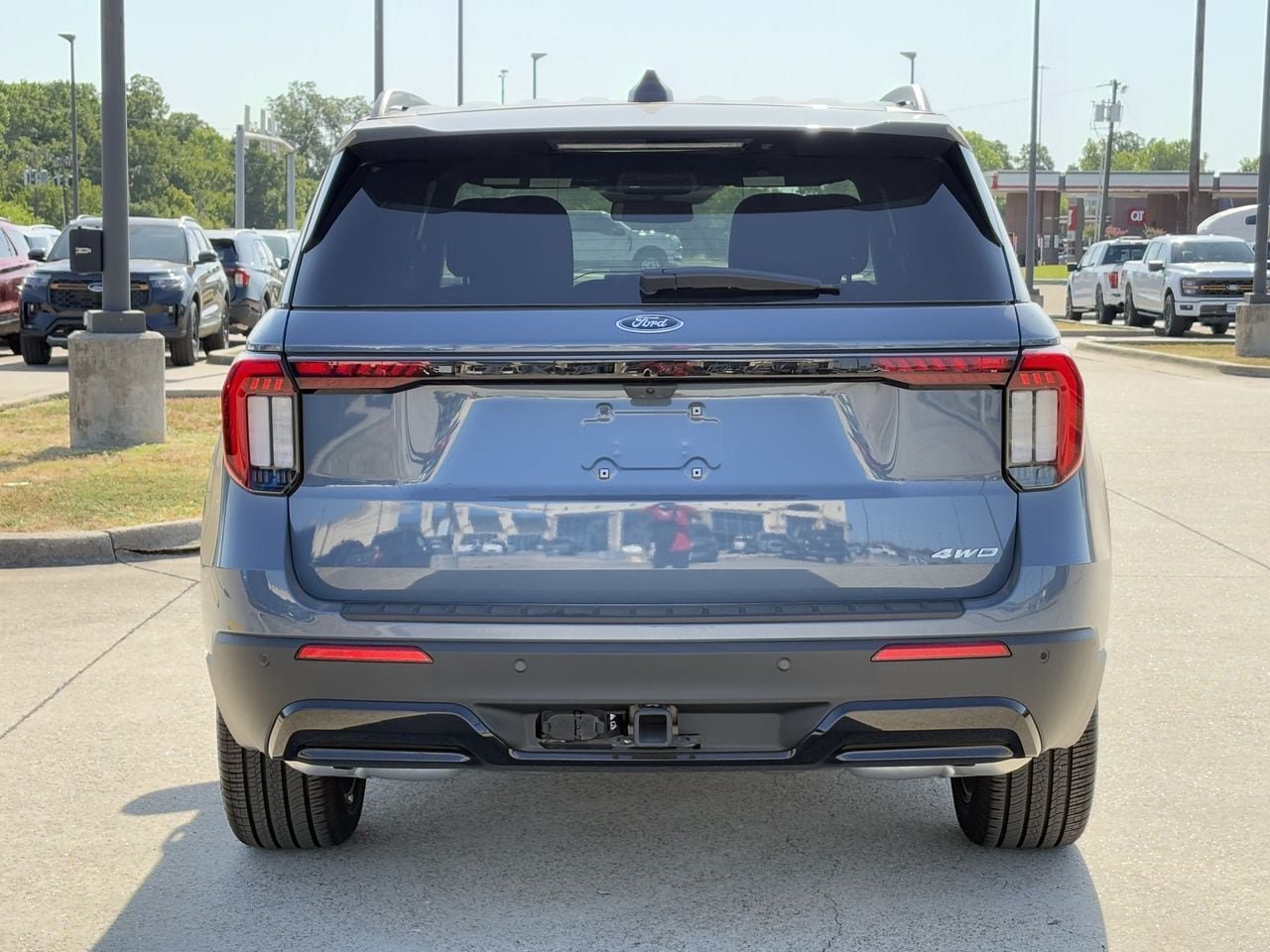 New 2025 Ford Explorer ST-Line w/ Premium Package AWD/4WD image 6