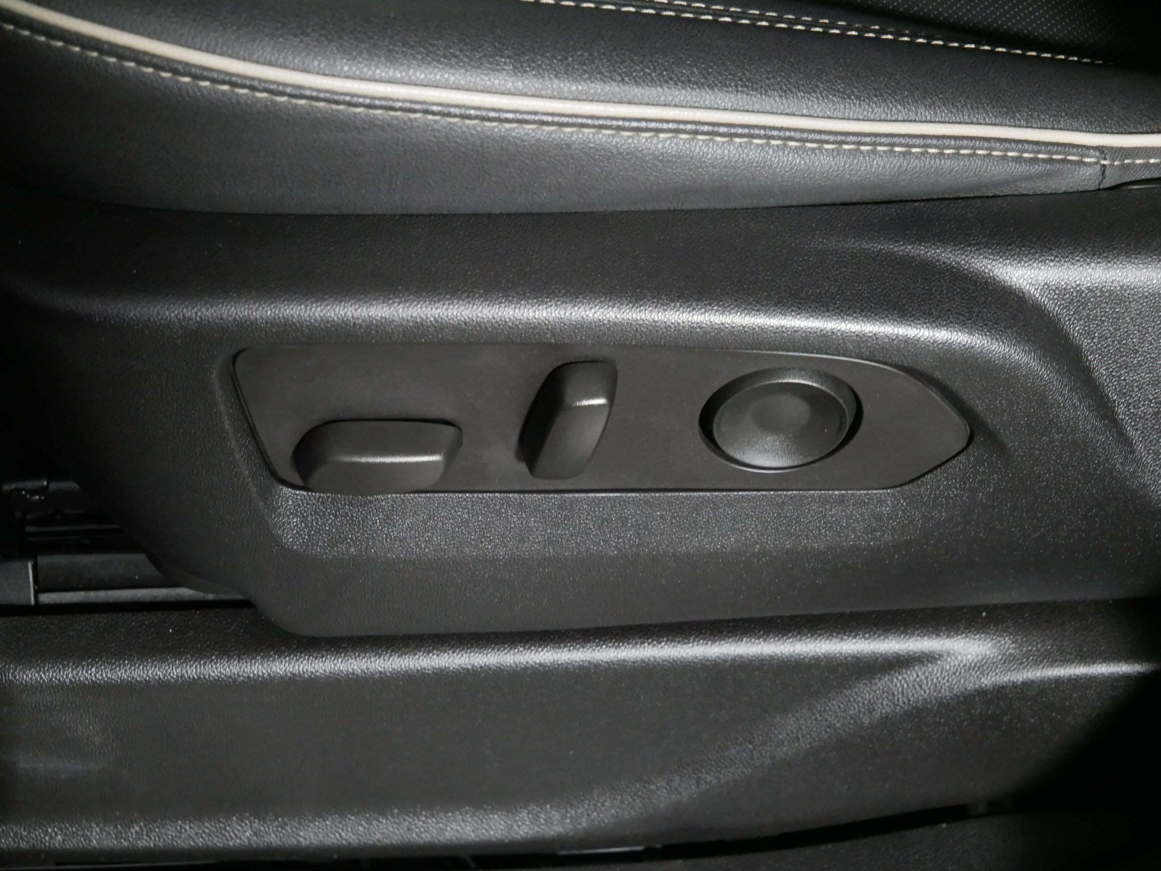 Certified 2023 GMC Yukon SLT image 20