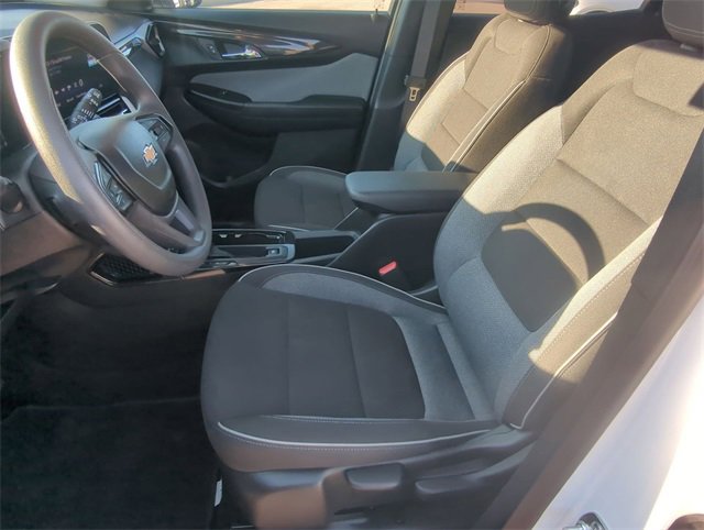 Used 2025 Chevrolet TrailBlazer LT w/ Driver Confidence Package image 11