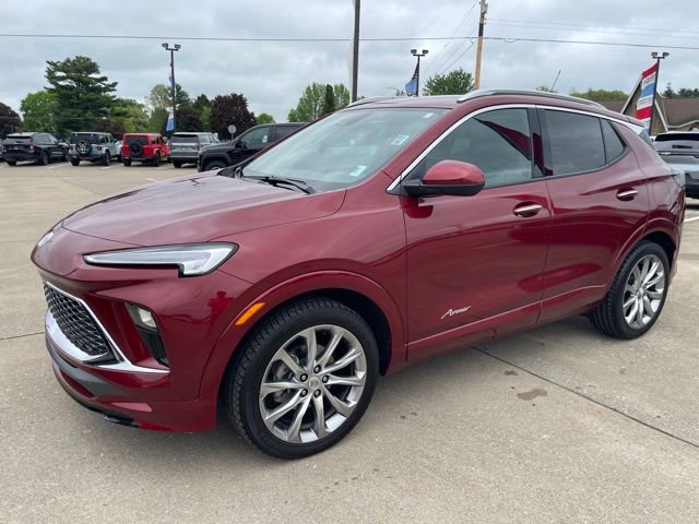 Certified 2024 Buick Encore GX Avenir w/ Avenir Convenience Package FWD image 2