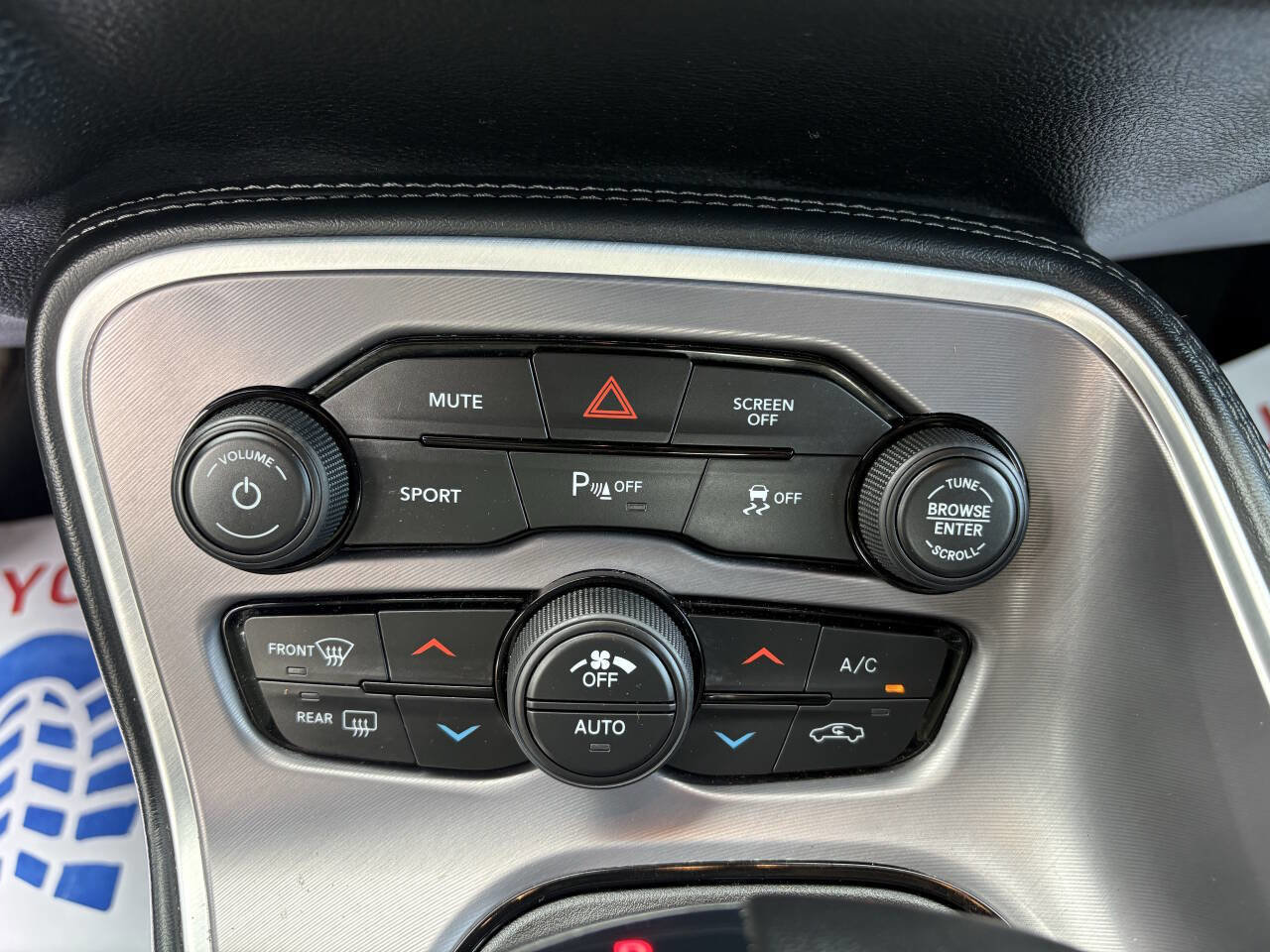 Used 2022 Dodge Challenger GT image 31