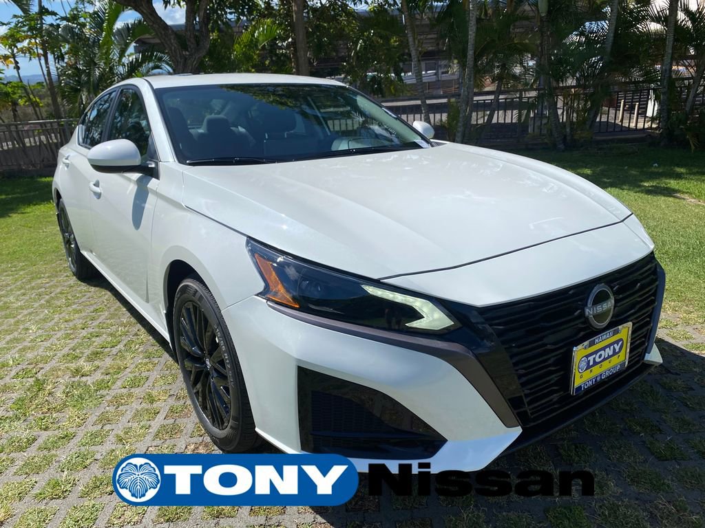New 2026 Nissan Altima 2.5 SV FWD image 1