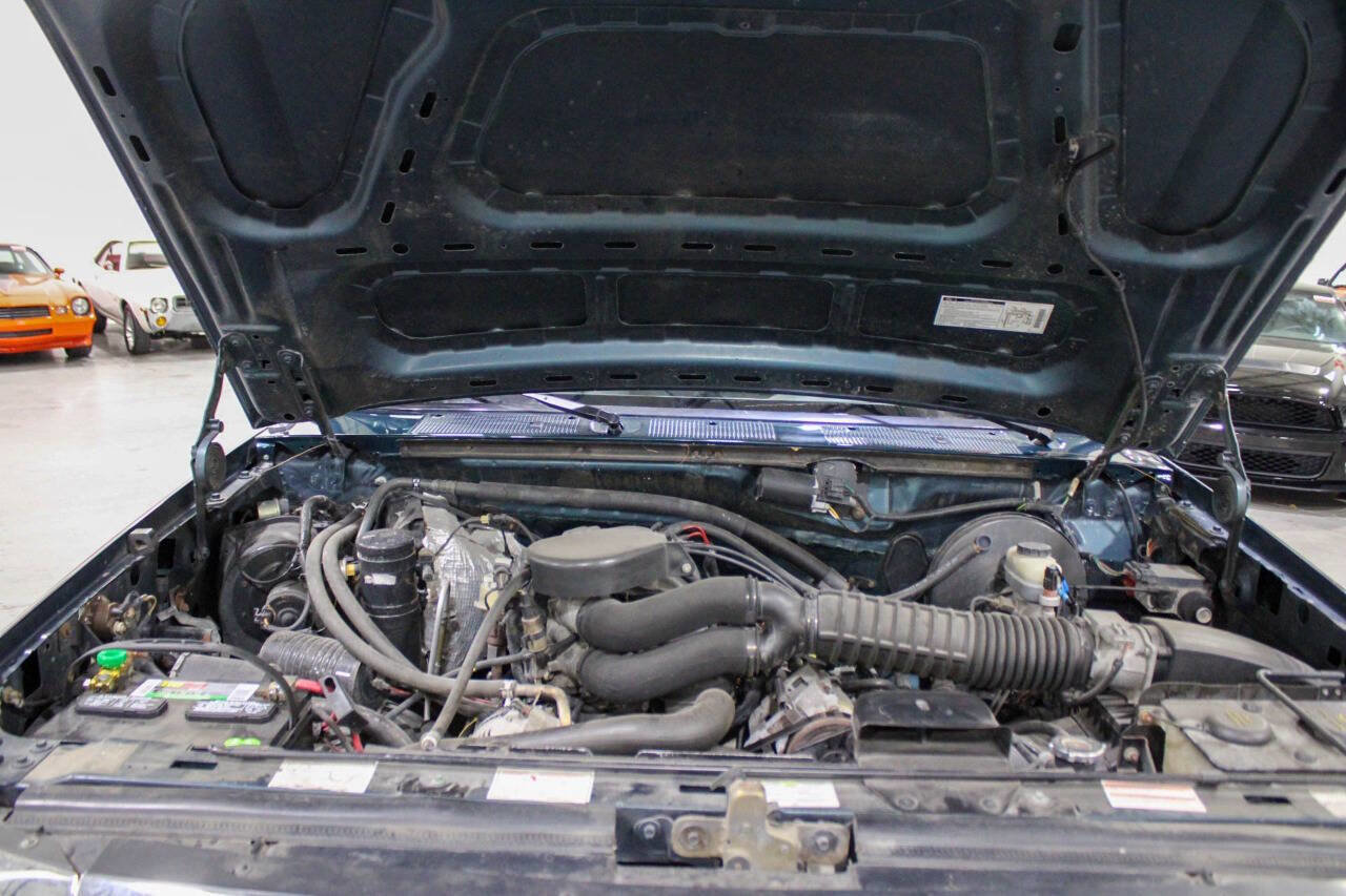 Used 1994 Ford Bronco XLT image 16