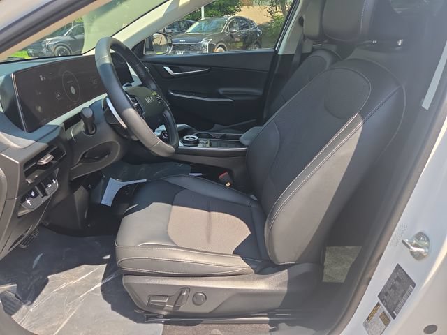 Certified 2024 Kia EV6 Light AWD/4WD image 12