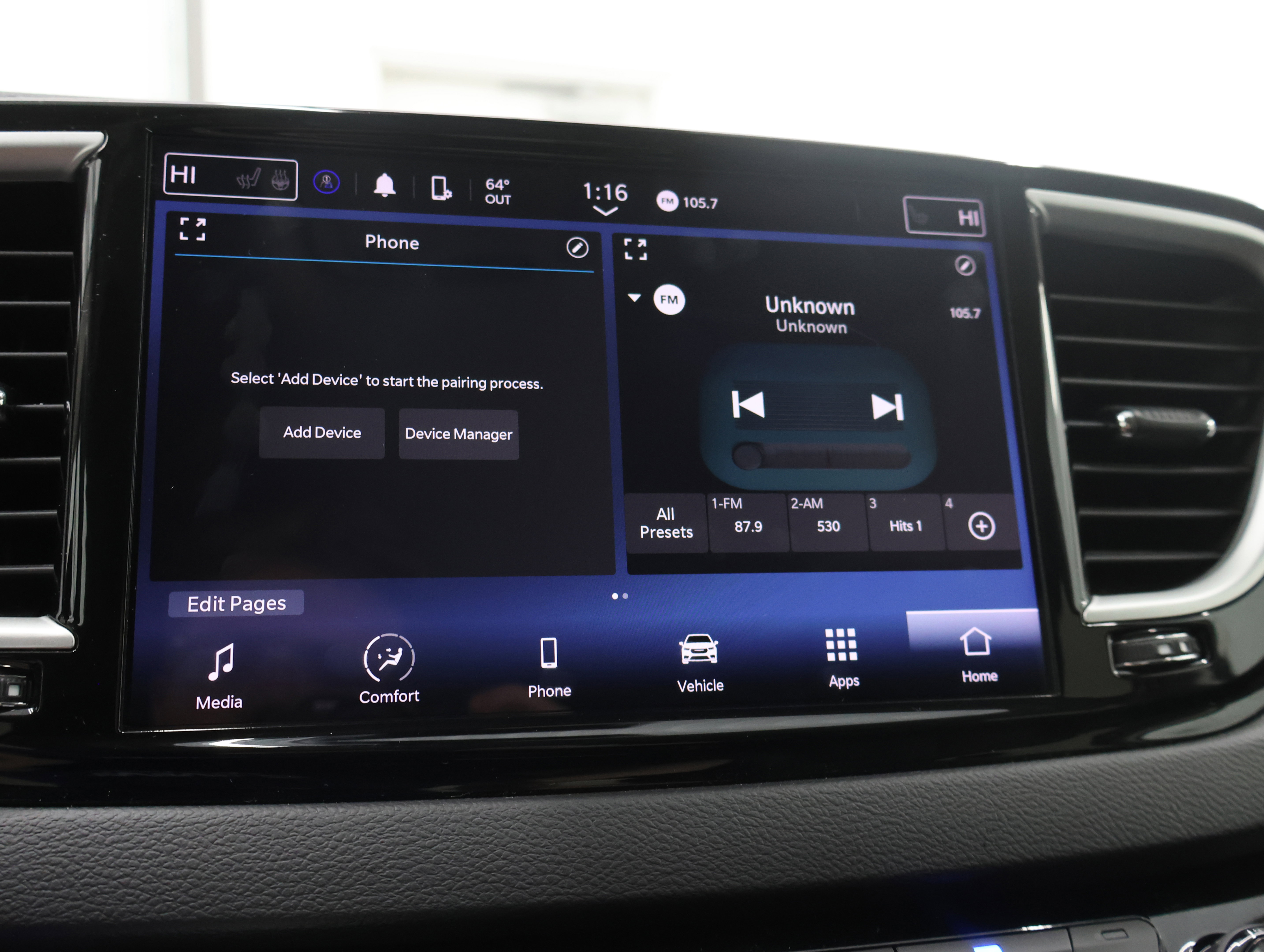 Used 2024 Chrysler Pacifica Touring-L FWD image 59