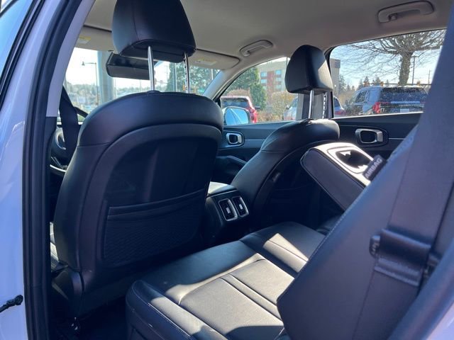 Certified 2024 Kia Sorento S image 12
