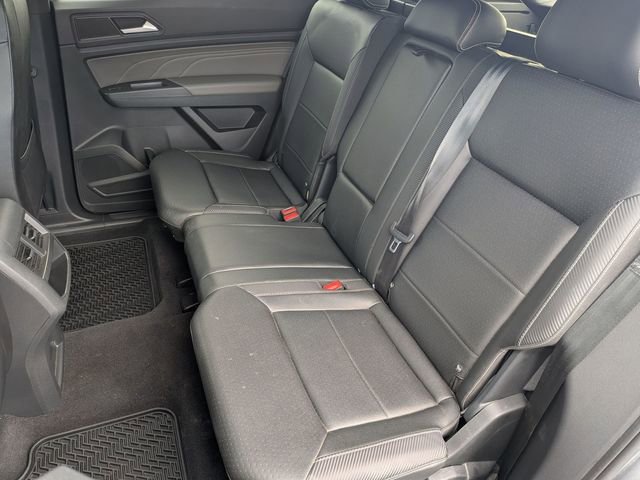 Certified 2023 Volkswagen Atlas Cross Sport SE w/ Panoramic Sunroof Package image 29