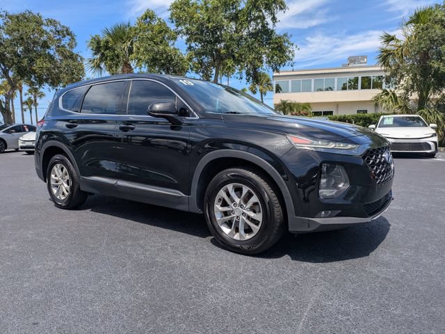 Used 2019 Hyundai Santa Fe SEL FWD image 2