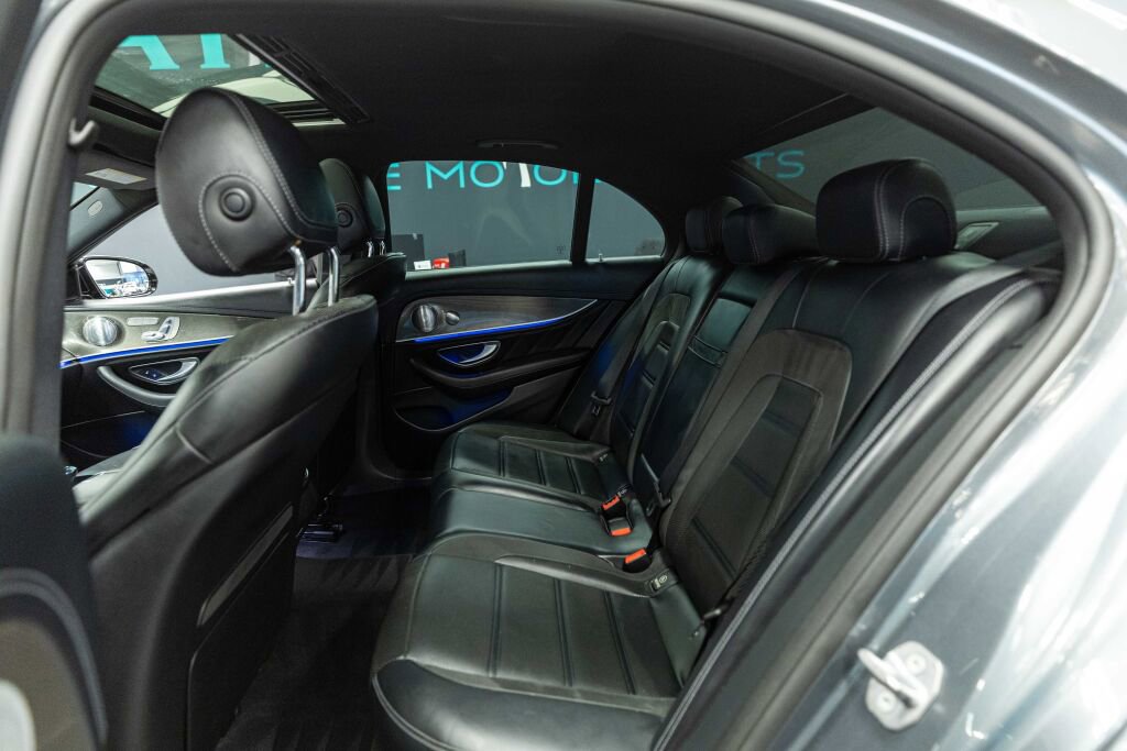 Used 2017 Mercedes-Benz E 43 AMG 4MATIC Sedan image 9