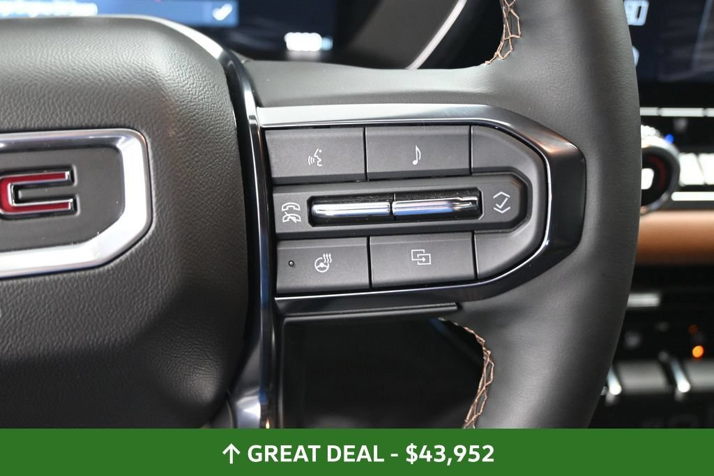 Used 2025 GMC Canyon AT4 w/ Nightfall Edition AWD/4WD image 40