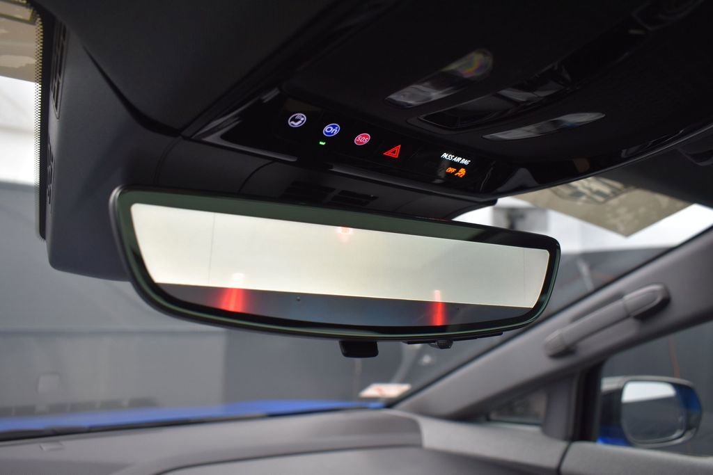Certified 2025 Cadillac Optiq Luxury 2 AWD/4WD image 24