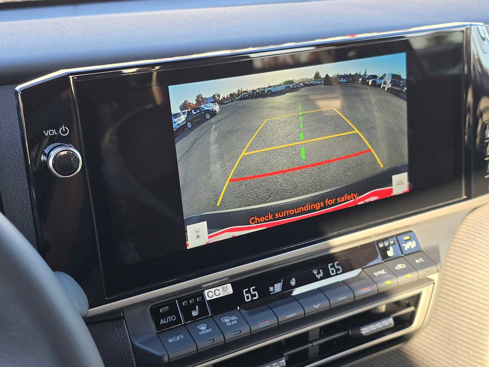 Certified 2025 Toyota Camry SE image 33