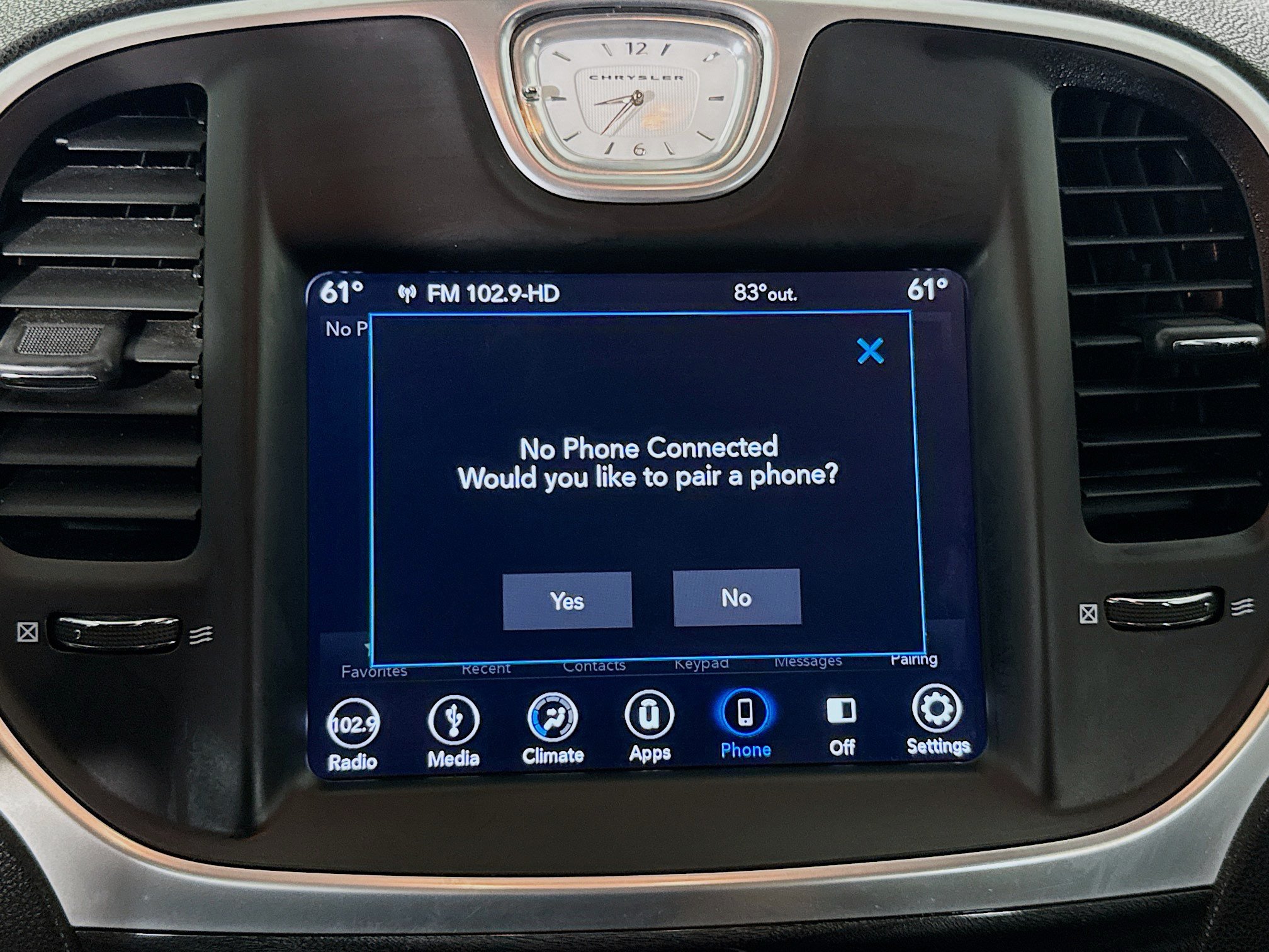 Used 2019 Chrysler 300 Touring w/ Sport Appearance Package RWD image 16