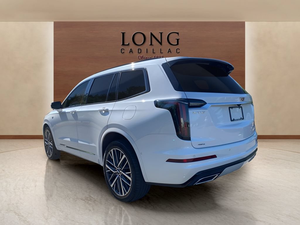 Used 2025 Cadillac XT6 Sport w/ Platinum Package AWD/4WD image 3