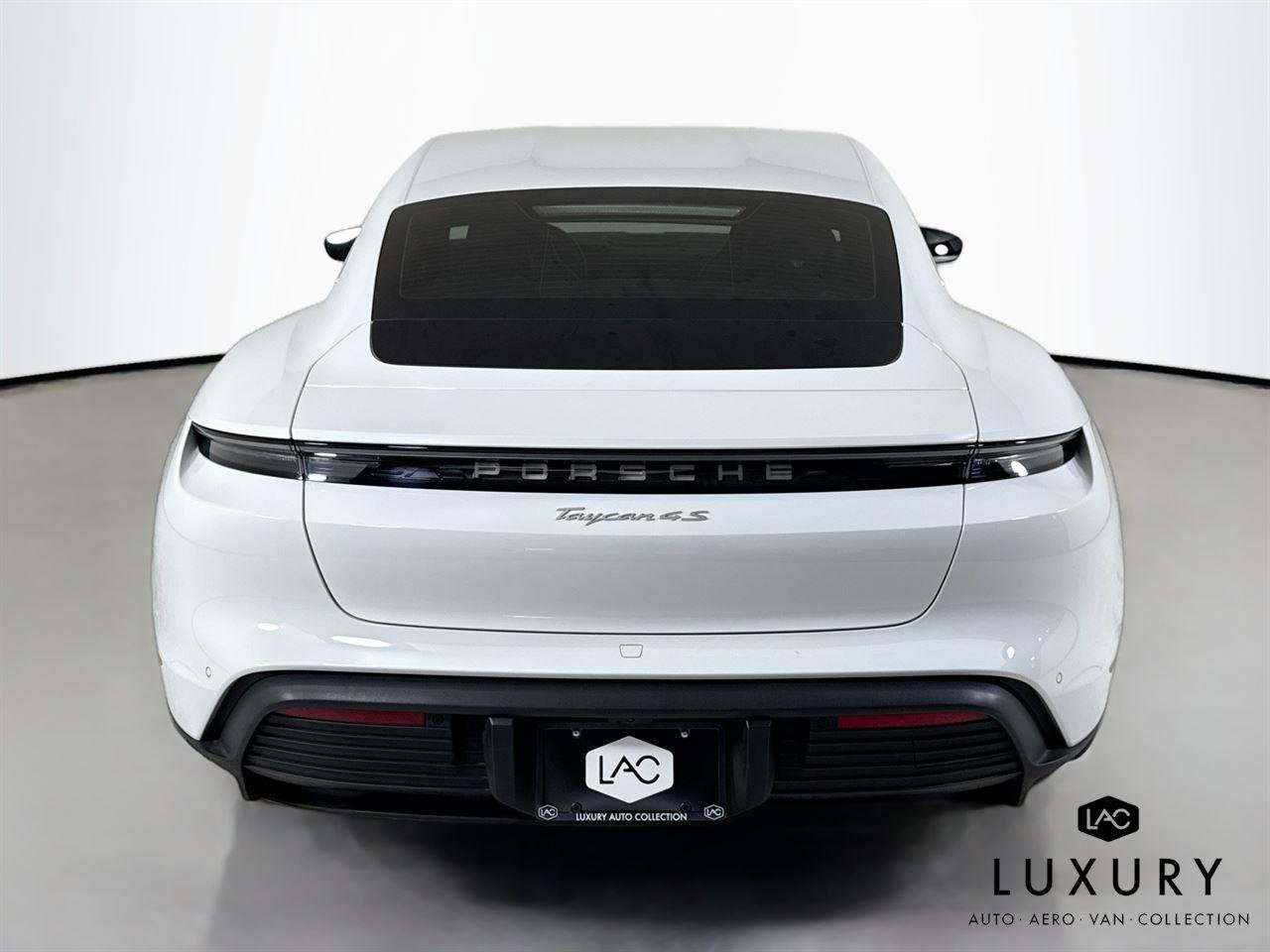 Used 2023 Porsche Taycan 4S image 7