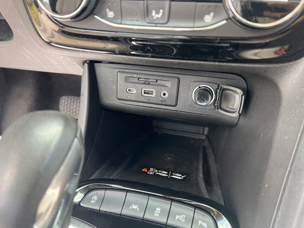 Used 2022 Buick Encore GX Essence w/ Advanced Technology Package image 45