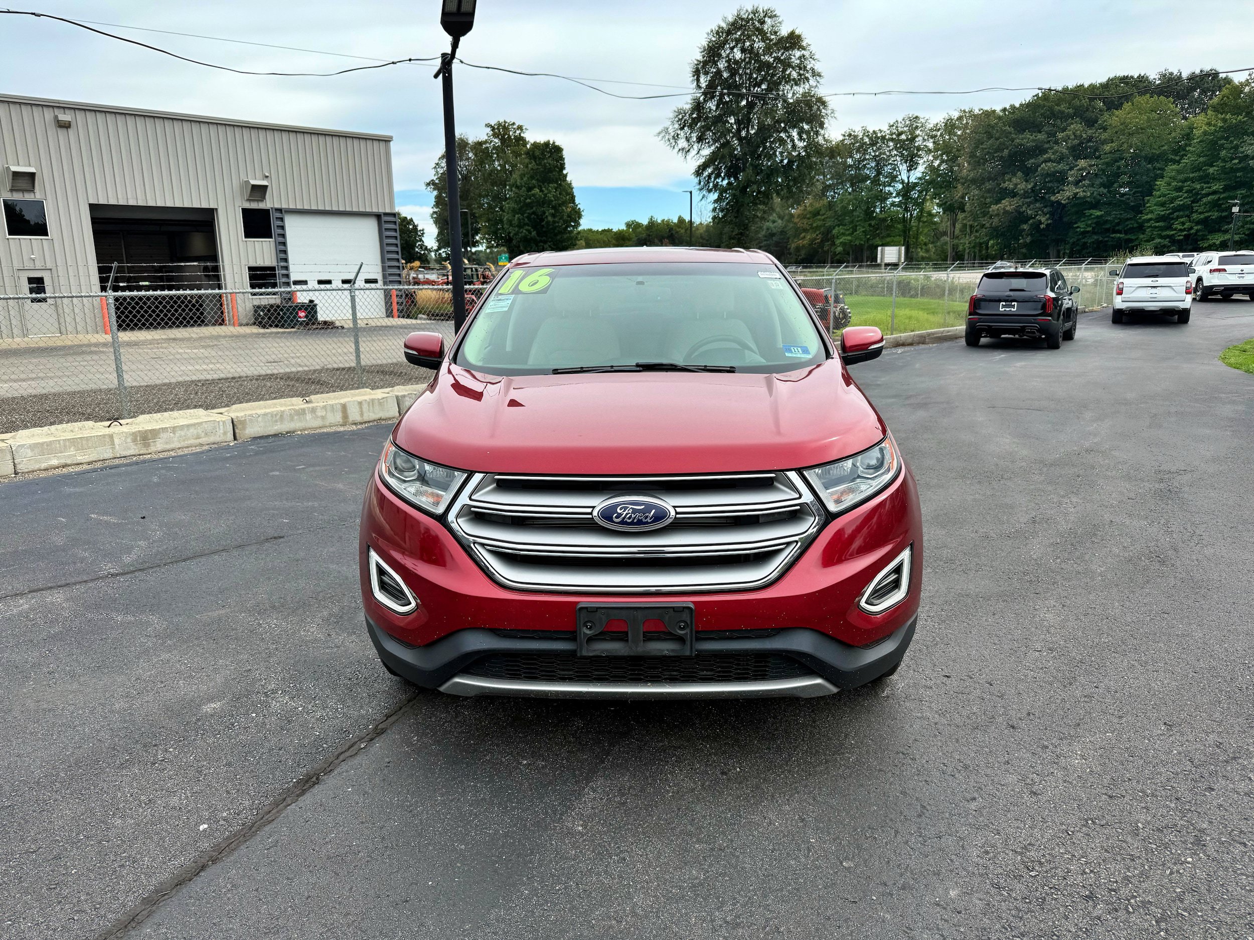 Used 2016 Ford Edge SEL w/ Equipment Group 201A AWD/4WD image 4