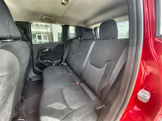 Used 2020 Jeep Renegade Sport image 30