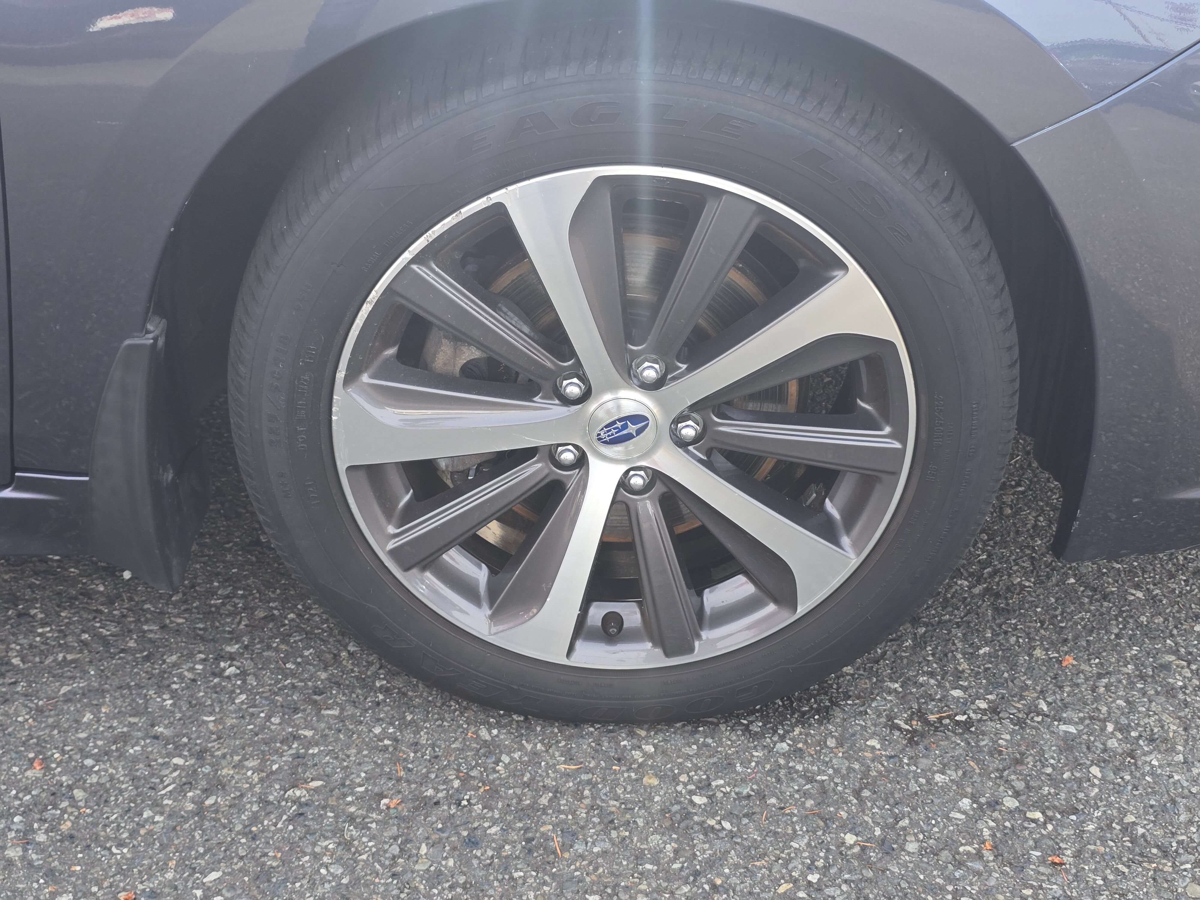 Used 2015 Subaru Legacy 3.6R Limited AWD/4WD image 9